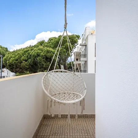Hostwise - Sunny Flat W/ Balcony By The Algarve Sea Apartment